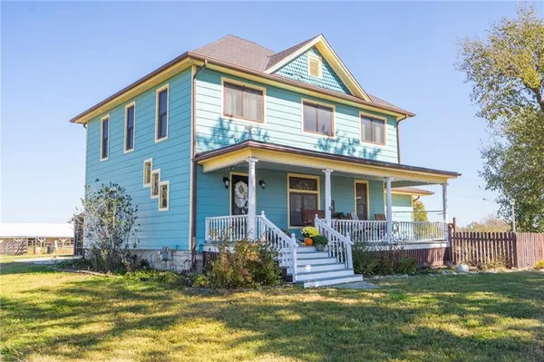 $500,000 | 3019 Pawnee Road, Ottawa, KS 66067
