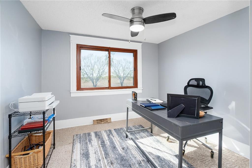 3019 Pawnee Road Ottawa, KS 66067 - Photo 29 of 75