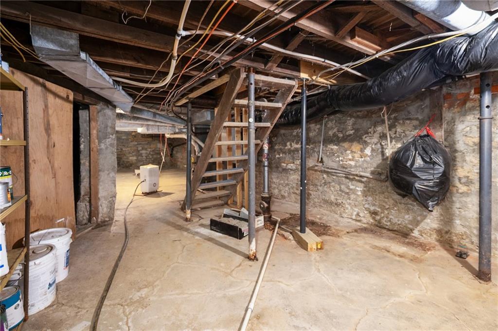 3019 Pawnee Road Ottawa, KS 66067 - Photo 37 of 75
