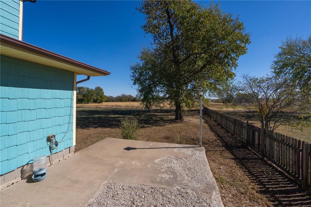 3019 Pawnee Road Ottawa, KS 66067 - Photo 64 of 75