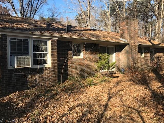 1058 Atwater Road Burlington, NC 27217 - Photo 2 of 14 Gallery Image 2