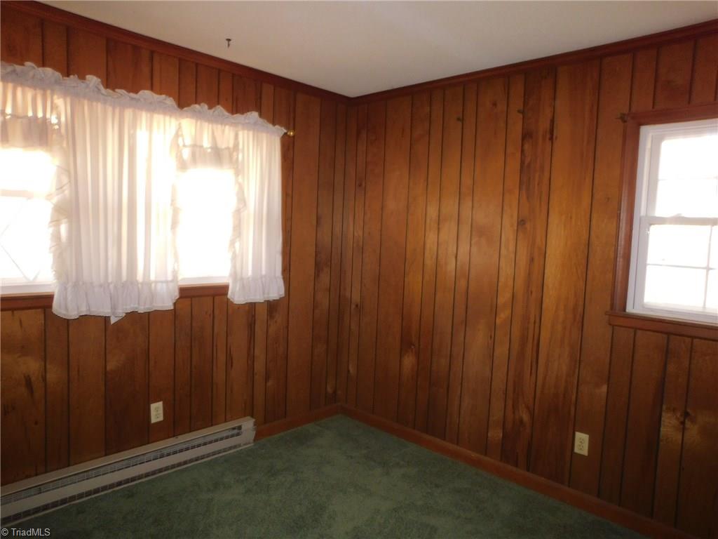 1058 Atwater Road Burlington, NC 27217 - Photo 5 of 14 Gallery Image 5