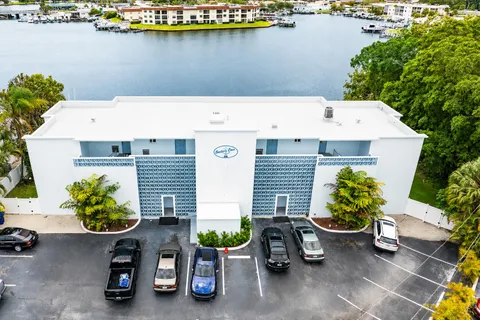 $4,450,000 | 628 Southwind Circle, North Palm Beach, FL 33408