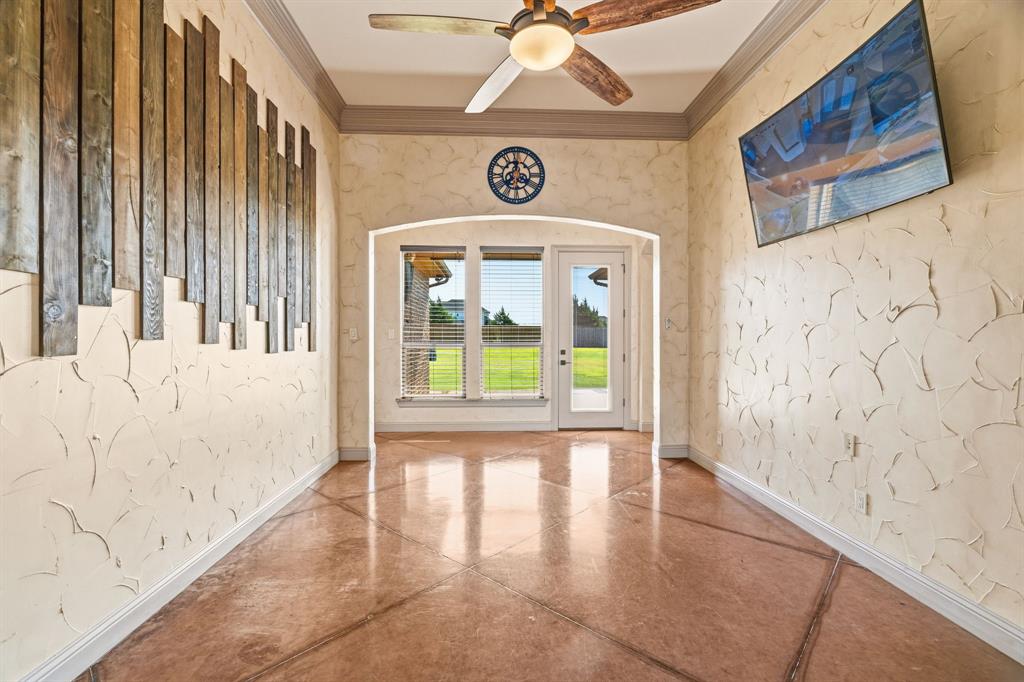 422 Rugged Drive Red Oak, TX 75154 - Photo 9 of 33 Gallery Image 9