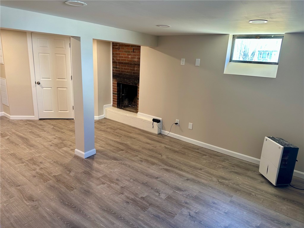 17 Pound Road Westerly, RI 02891 - Photo 25 of 27