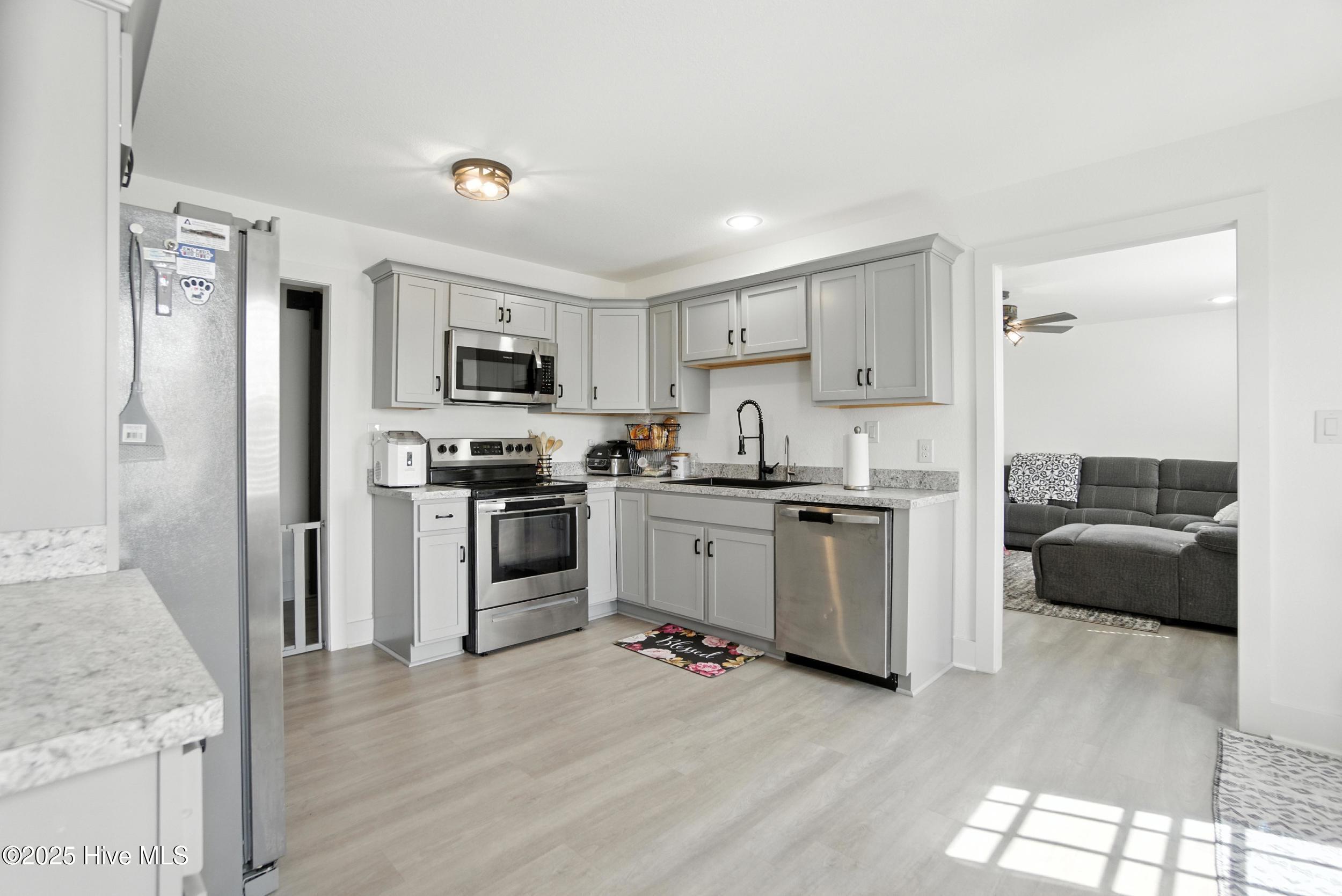 650 Pitts Chapel Road Elizabeth City, NC 27909 - Photo 11 of 64 11_dsc01451