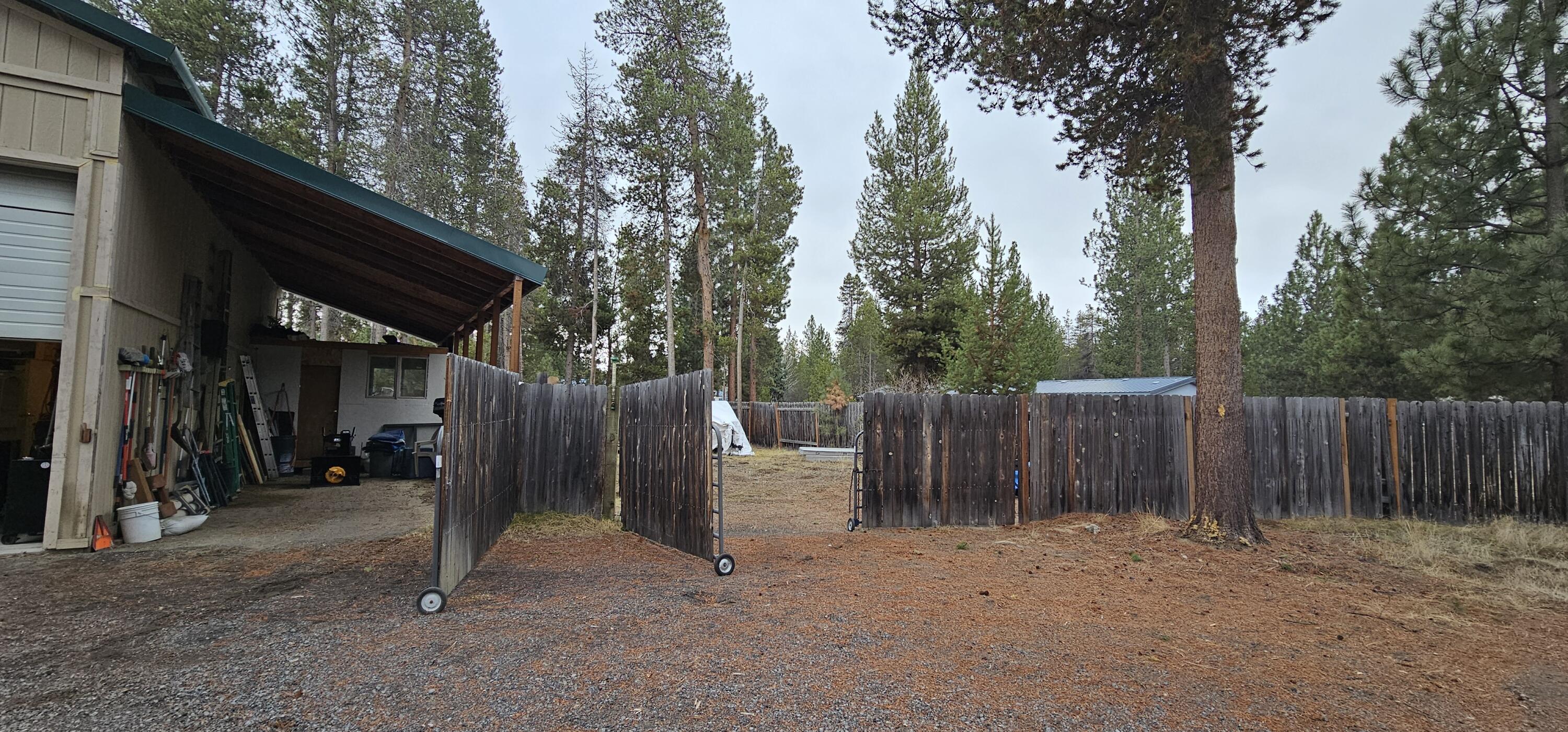 152113 Silver Spur Road La Pine, OR 97739 - Photo 36 of 43