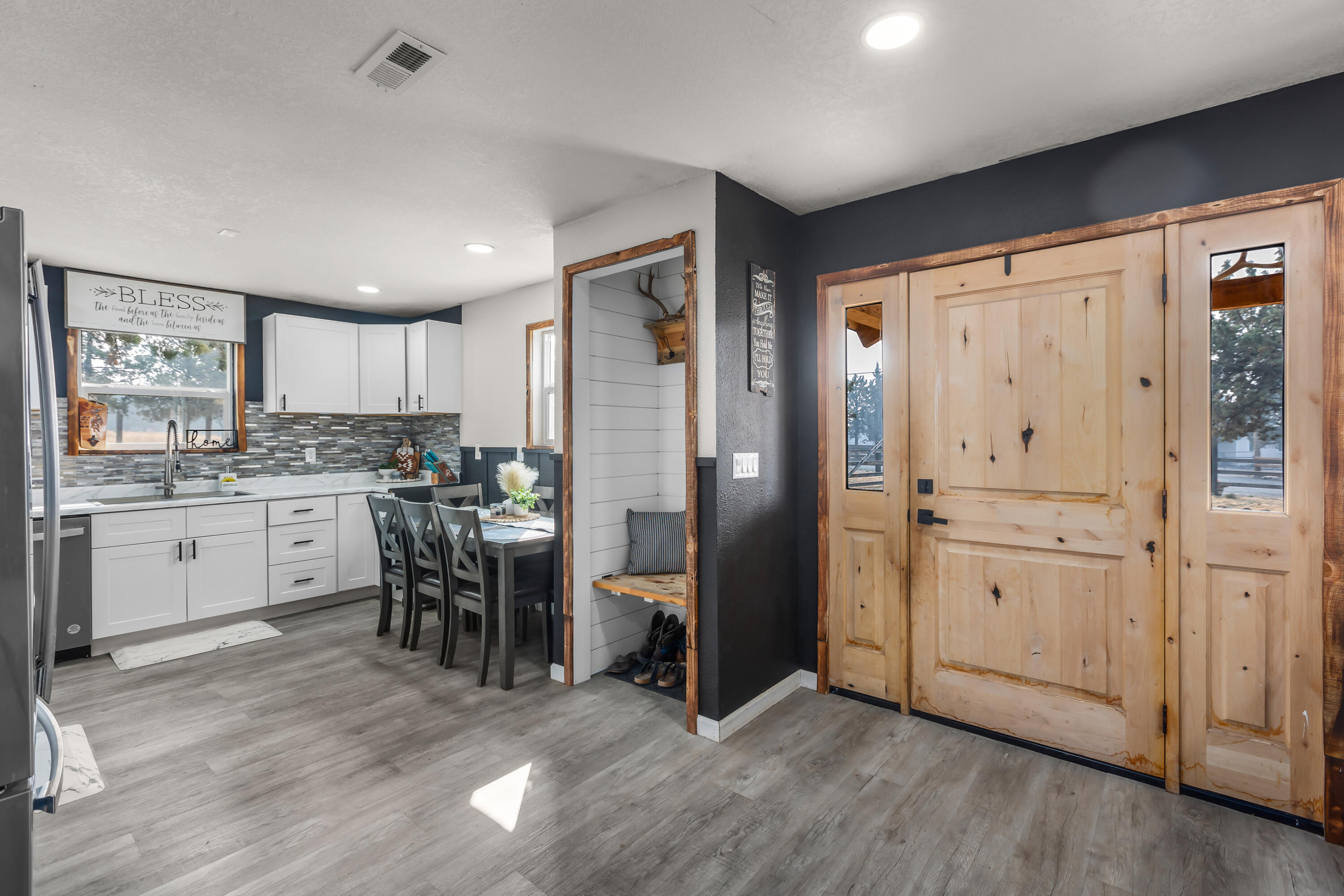 2575 Southeast Maphet Road Prineville, OR 97754 - Photo 12 of 42 2024_09_07_257_ SE_Maphet_Rd_pv-7