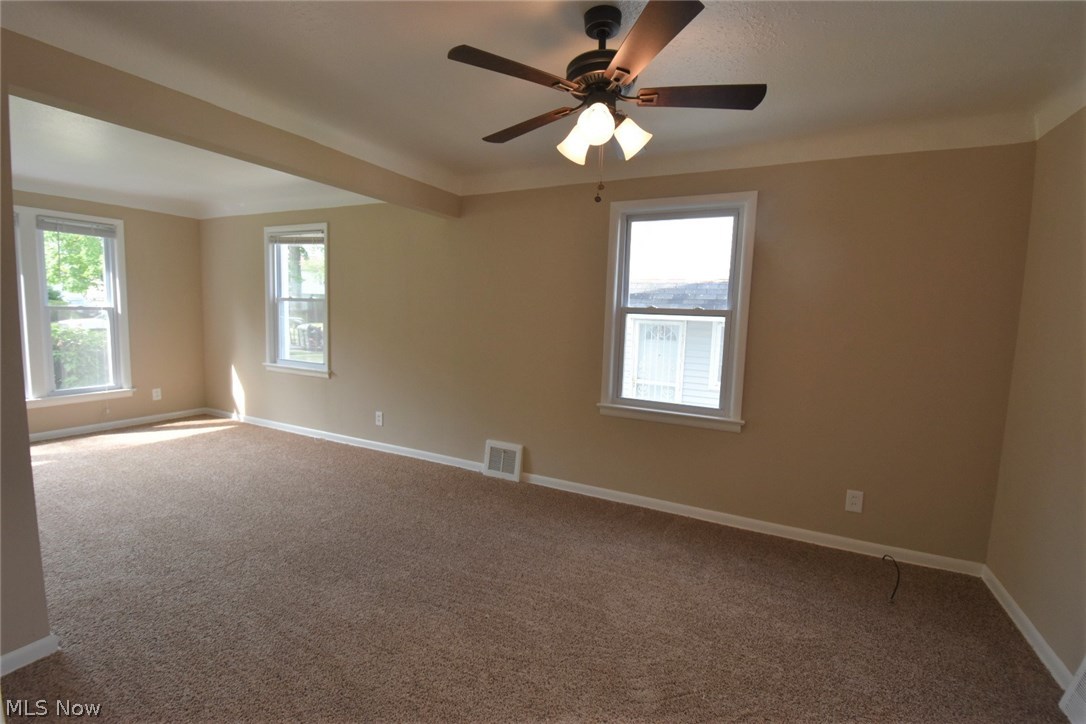3819 Freemont Road South Euclid, OH 44121 - Photo 6 of 34