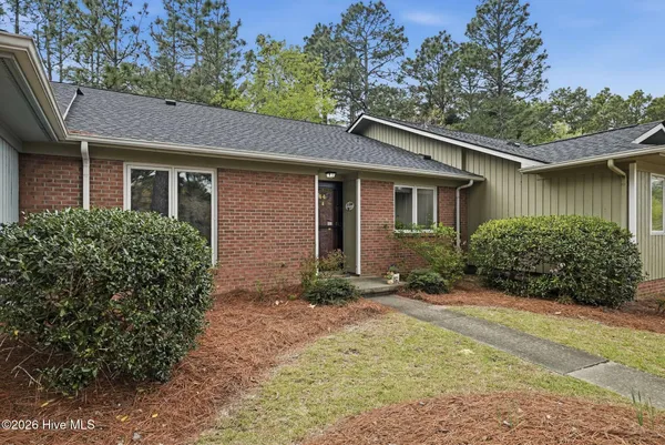 $1,800 | 44 Garden Villa Drive, Pinehurst, NC 28374