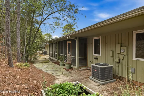 $1,800 | 44 Garden Villa Drive, Pinehurst, NC 28374