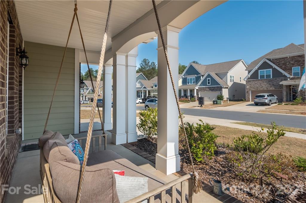 5050 Oakmere Road Waxhaw, NC 28173 - Photo 4 of 41 Gallery Image 4