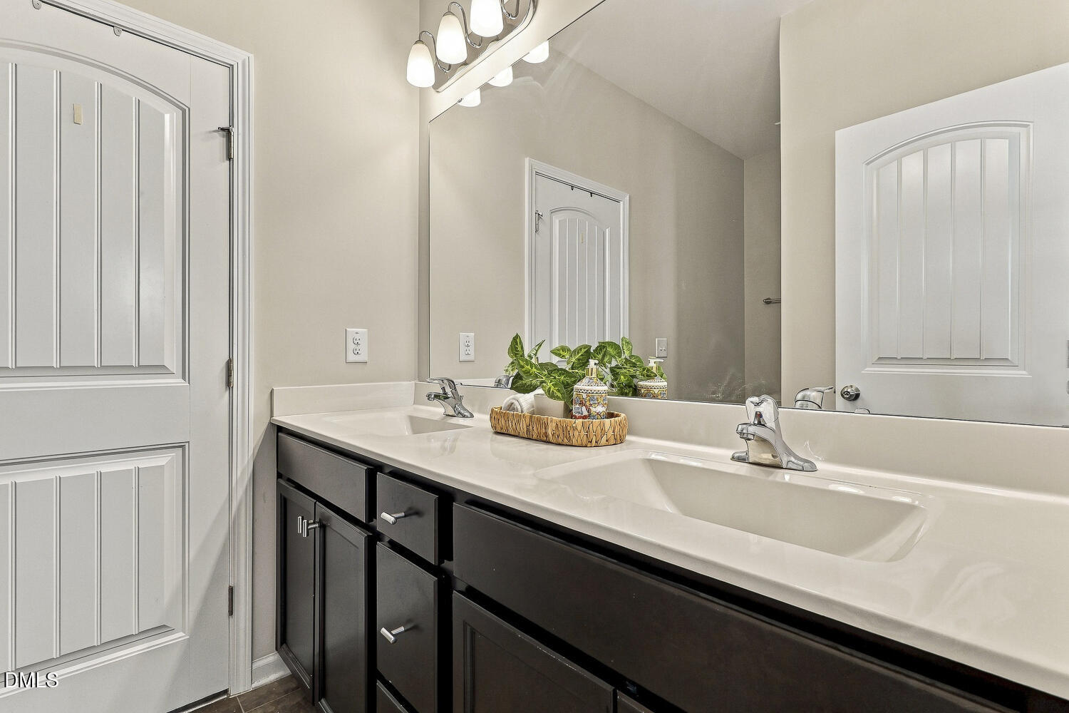 5304 Beckom Street Raleigh, NC 27616 - Photo 37 of 42 039