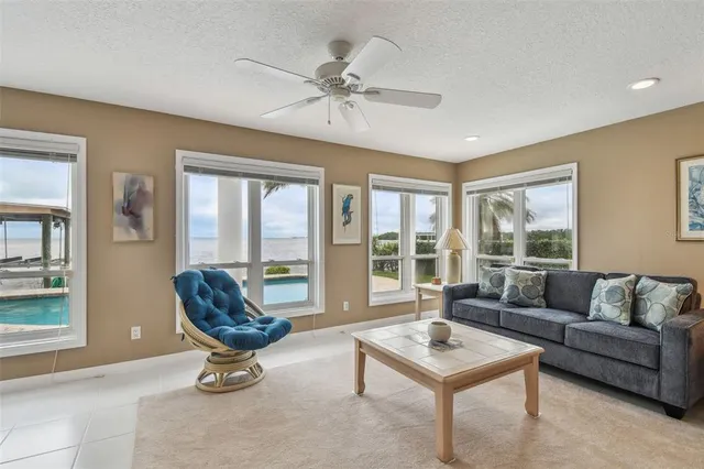 $2,599,999 | 119 Carlyle Circle, Palm Harbor, FL 34683