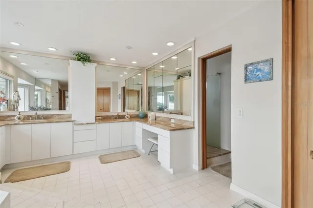 $2,599,999 | 119 Carlyle Circle, Palm Harbor, FL 34683