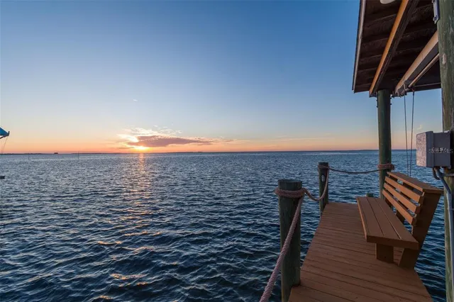 $2,599,999 | 119 Carlyle Circle, Palm Harbor, FL 34683