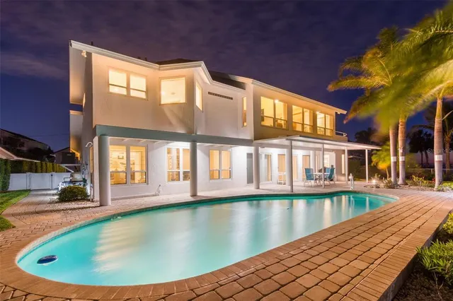 $2,599,999 | 119 Carlyle Circle, Palm Harbor, FL 34683