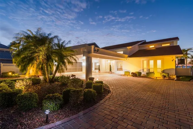$2,599,999 | 119 Carlyle Circle, Palm Harbor, FL 34683
