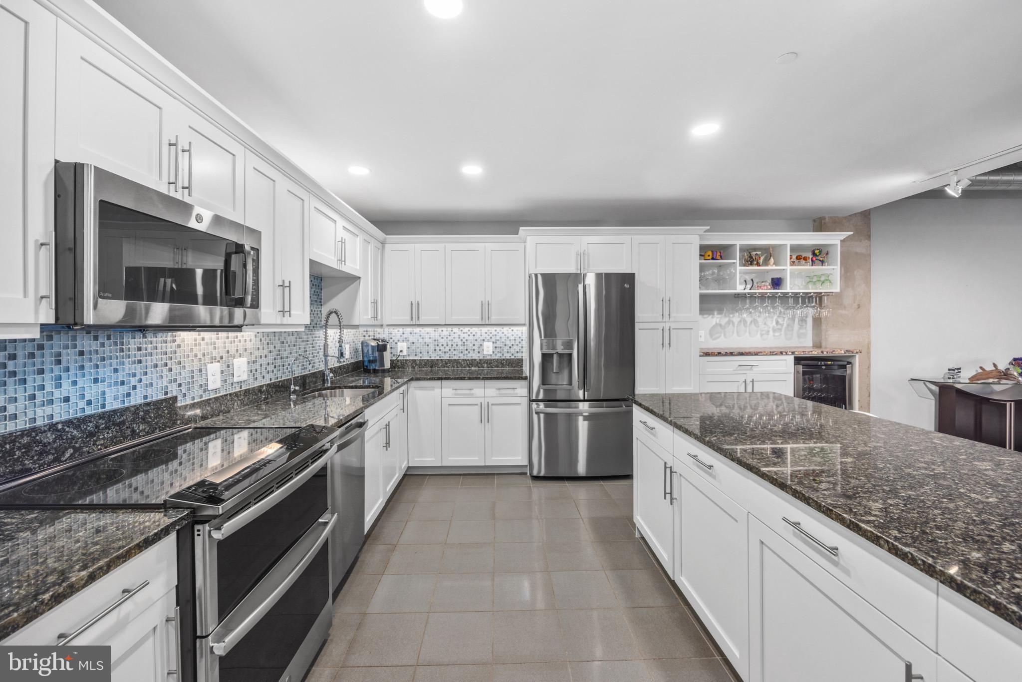 1200 Steuart Street, Unit 921 Baltimore, MD 21230 - Photo 4 of 62