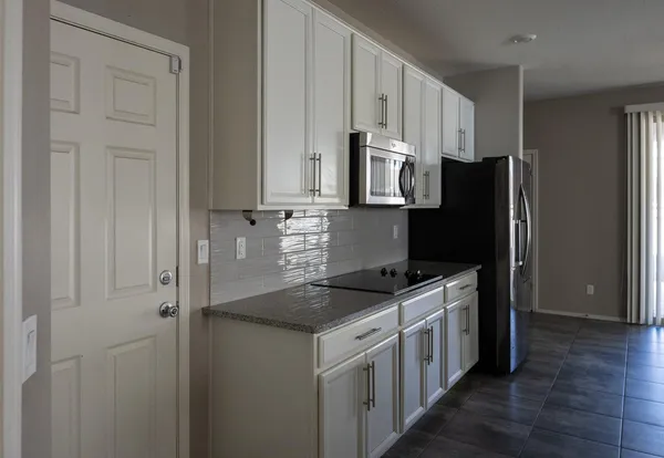 $2,800 | 241 East Roadrunner Drive, Chandler, AZ 85286