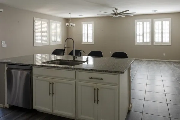 $2,800 | 241 East Roadrunner Drive, Chandler, AZ 85286
