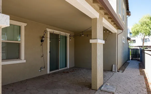 $2,800 | 241 East Roadrunner Drive, Chandler, AZ 85286
