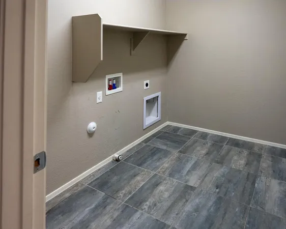 $2,800 | 241 East Roadrunner Drive, Chandler, AZ 85286