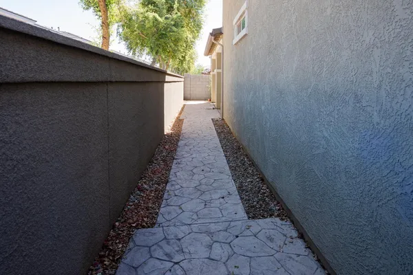 $2,800 | 241 East Roadrunner Drive, Chandler, AZ 85286