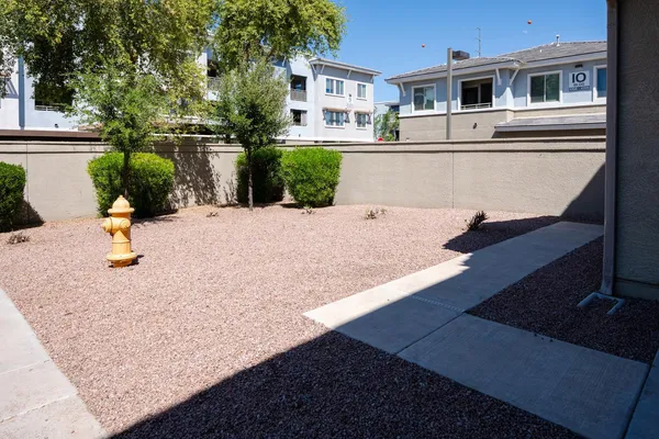 $2,800 | 241 East Roadrunner Drive, Chandler, AZ 85286