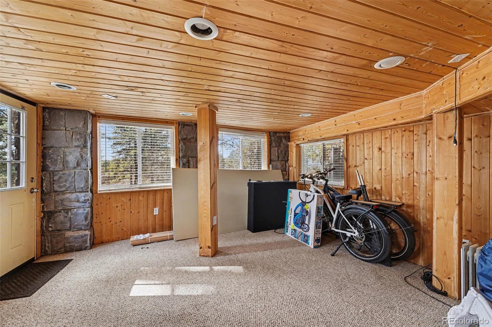 6650 North Village Road Parker, CO 80134 - Photo 34 of 46 a view of a room with furniture