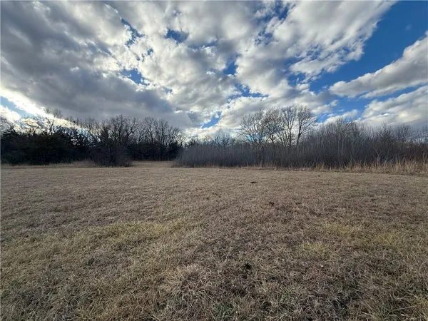 $12,500 | 30-34 Pheasant Run Drive, Mound City, KS 66056