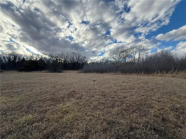 $12,500 | 30-34 Pheasant Run Drive, Mound City, KS 66056