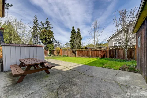 $1,399,950 | 610 27th Avenue East, Seattle, WA 98112