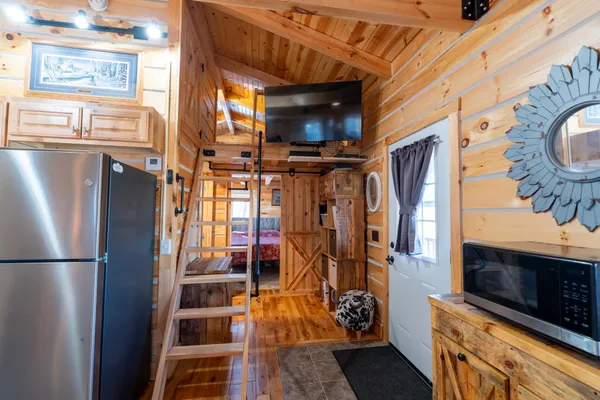 $599,900 | W7113 Leigh Road, Mauston, WI 53948