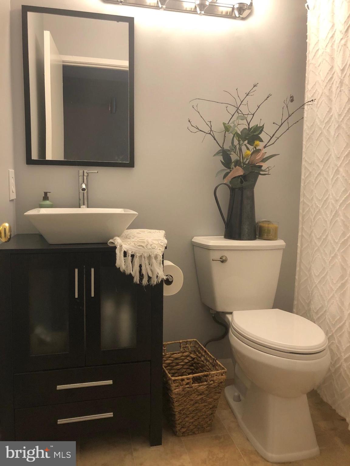 1614 Park Overlook Drive Reston, VA 20190 - Photo 19 of 29 Gallery Image 19