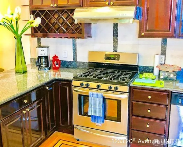 $1,495,000 | 1233 20th Avenue, San Francisco, CA 94122