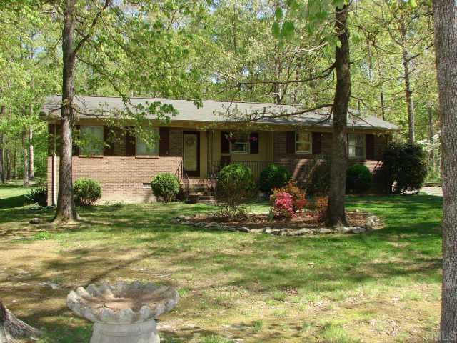 5620 Roslyn Road Durham, NC 27712 - Photo 1 of 10 Welcome to 5620 Roslyn Road...Come see what this tidy brick ranch has to offer!!!