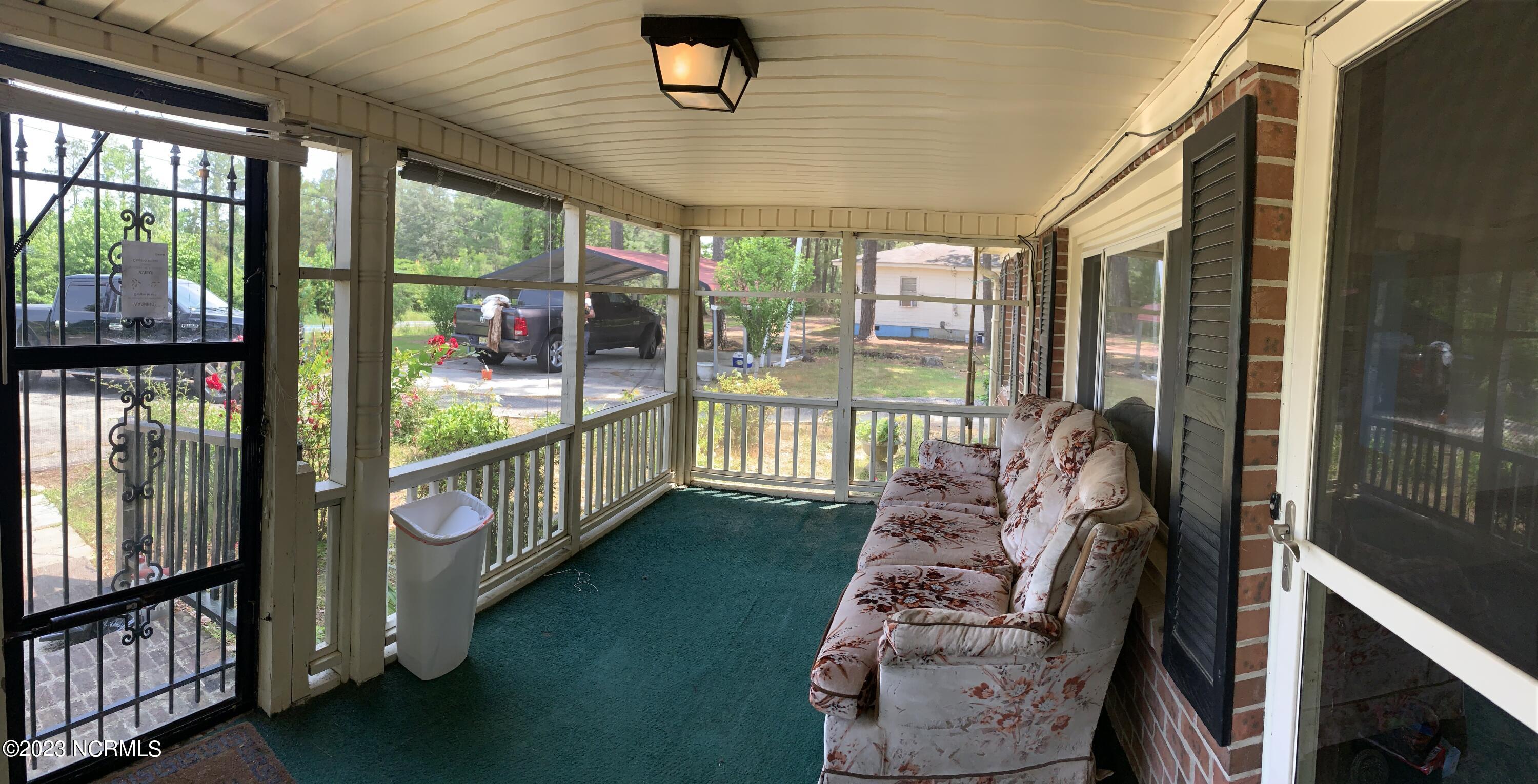 439 Grabtown Road Windsor, NC 27983 - Photo 6 of 24 Front Porch 2