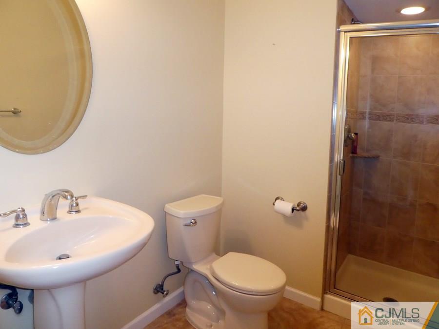 230 Treptow Road Somerset, NJ 08873 - Photo 9 of 25 Gallery Image 9
