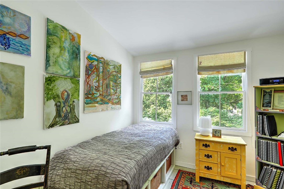 26 Bridge Street Warren, RI 02885 - Photo 22 of 42