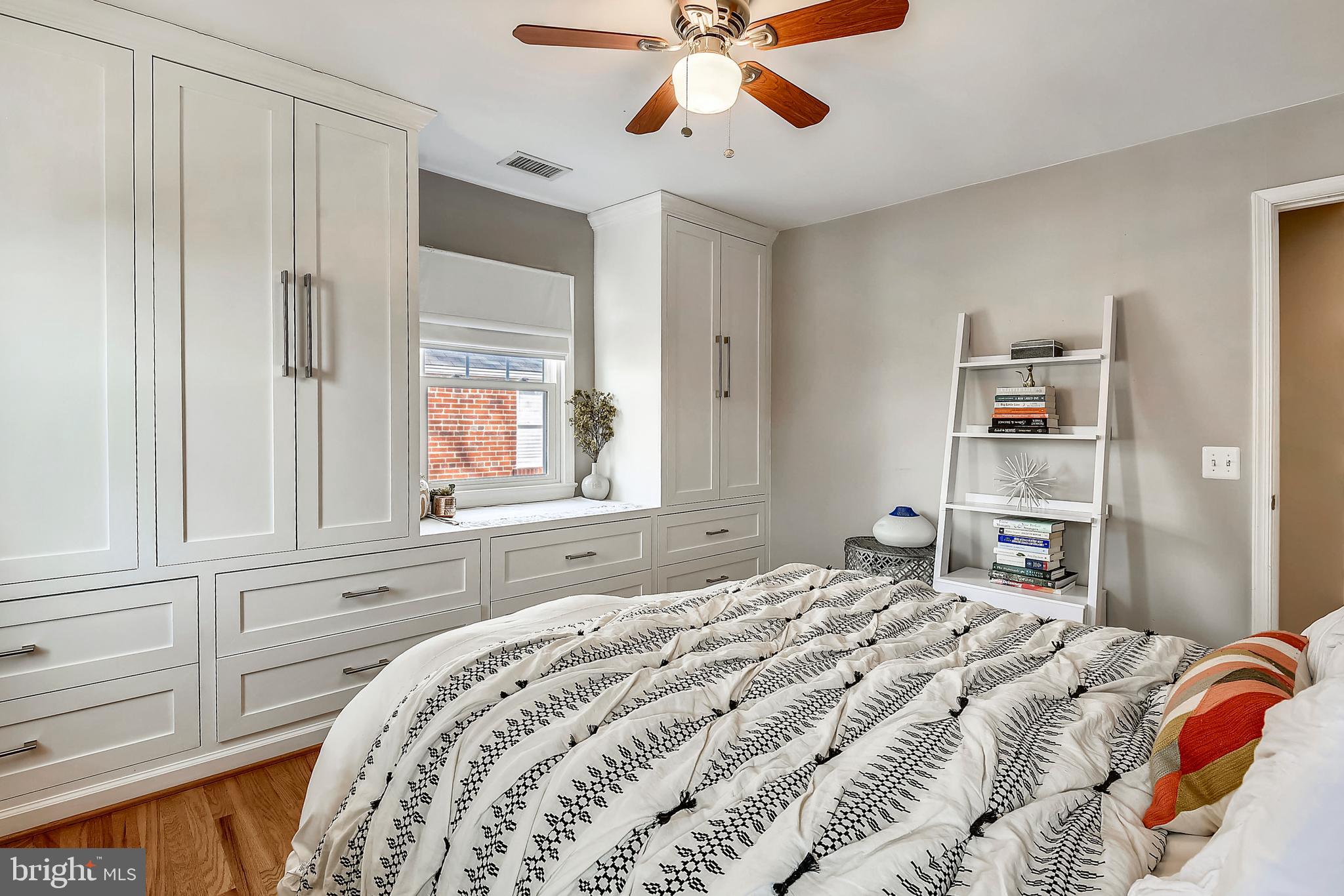 313 South Courthouse Road Arlington, VA 22204 - Photo 13 of 30 Master Bedroom