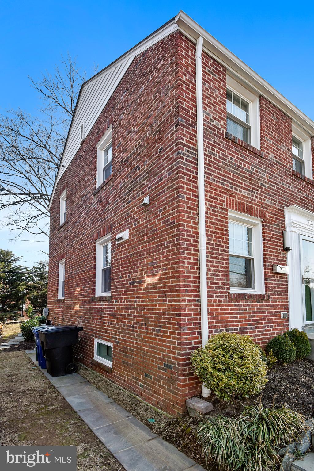 313 South Courthouse Road Arlington, VA 22204 - Photo 30 of 30