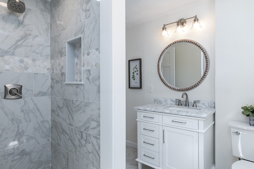 10 Hickory Drive Townsend, MA 01469 - Photo 22 of 38