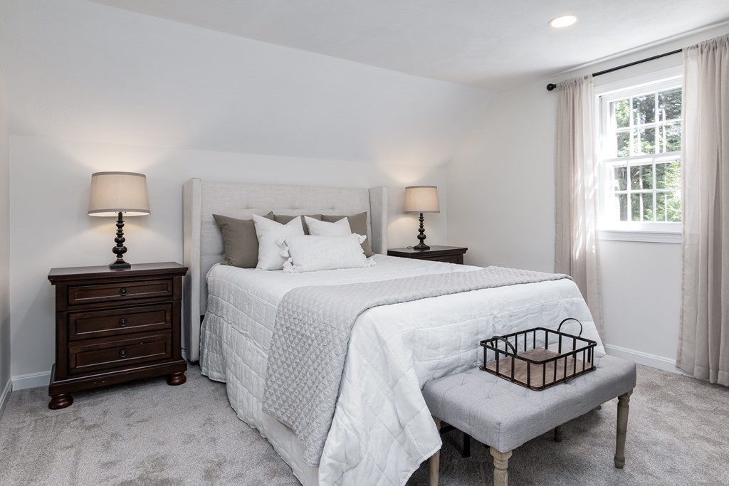 10 Hickory Drive Townsend, MA 01469 - Photo 25 of 38