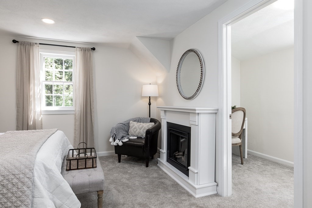 10 Hickory Drive Townsend, MA 01469 - Photo 26 of 38