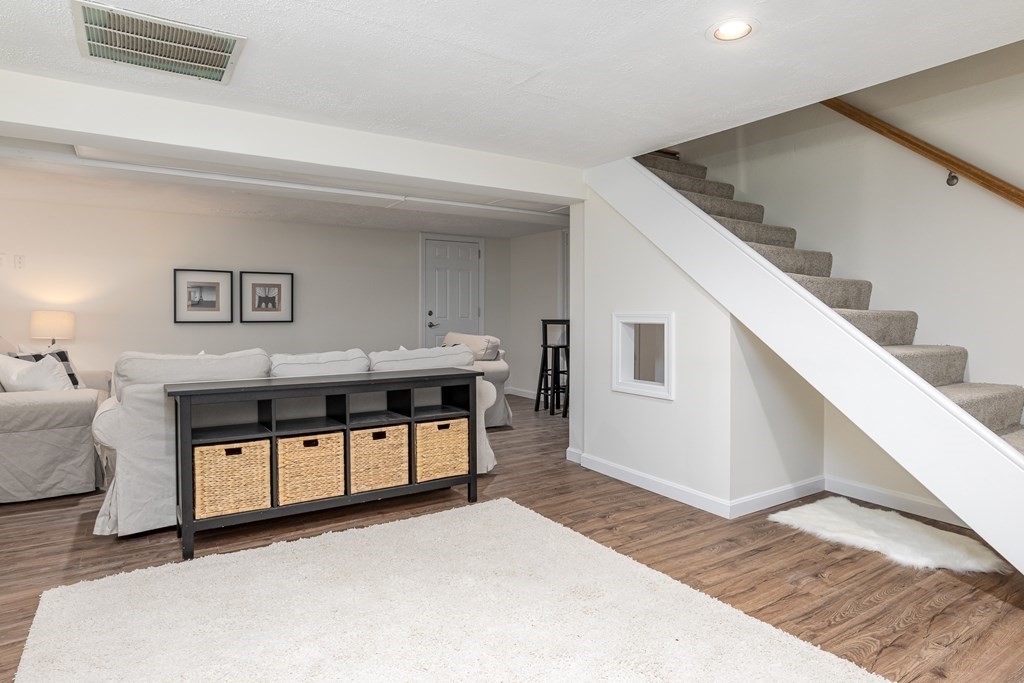 10 Hickory Drive Townsend, MA 01469 - Photo 29 of 38