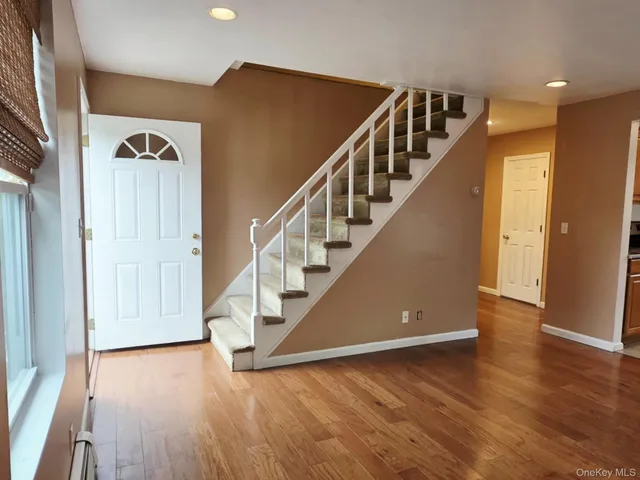 $399,989 | 277 Commack Road, Shirley, NY 11967