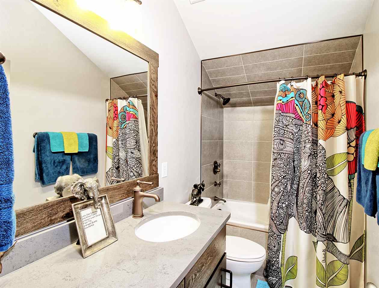 1724 K K 3/4 Road Fruita, CO 81521 - Photo 28 of 42 a bathroom with a sink toilet and shower