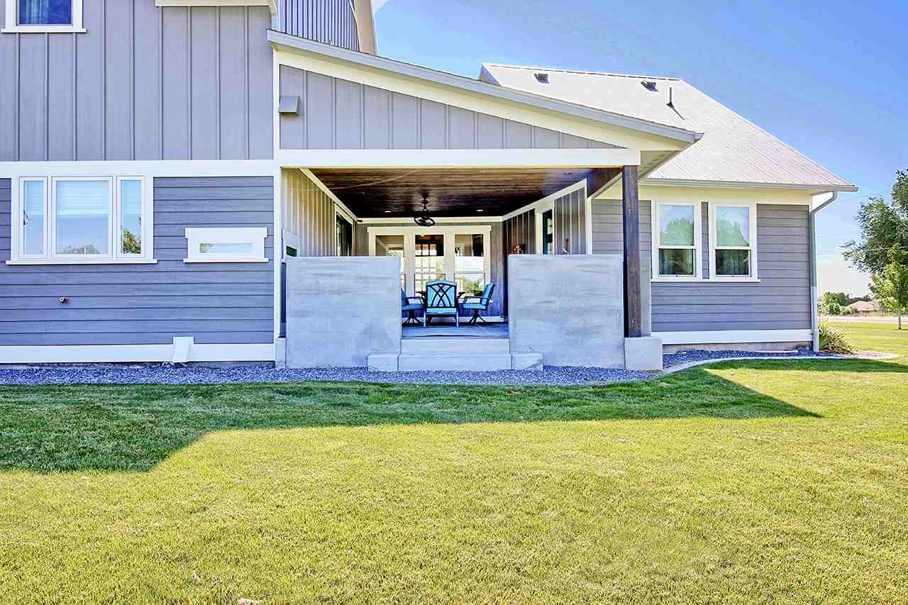 1724 K K 3/4 Road Fruita, CO 81521 - Photo 33 of 42 a view of outdoor space yard and swimming pool