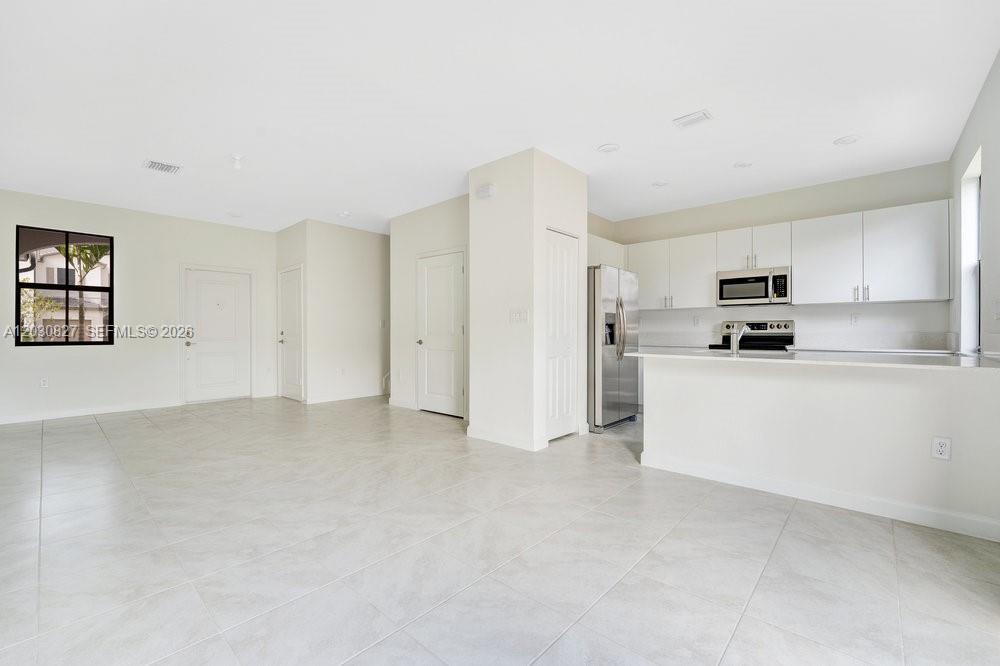 23503 Southwest 129th Path, Unit 23503 Homestead, FL 33032 - Photo 5 of 24